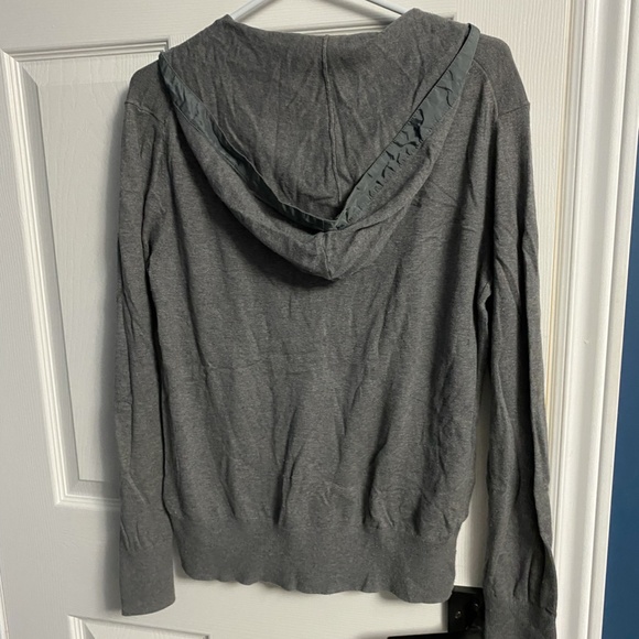 Long Sleeve top - Picture 2 of 3